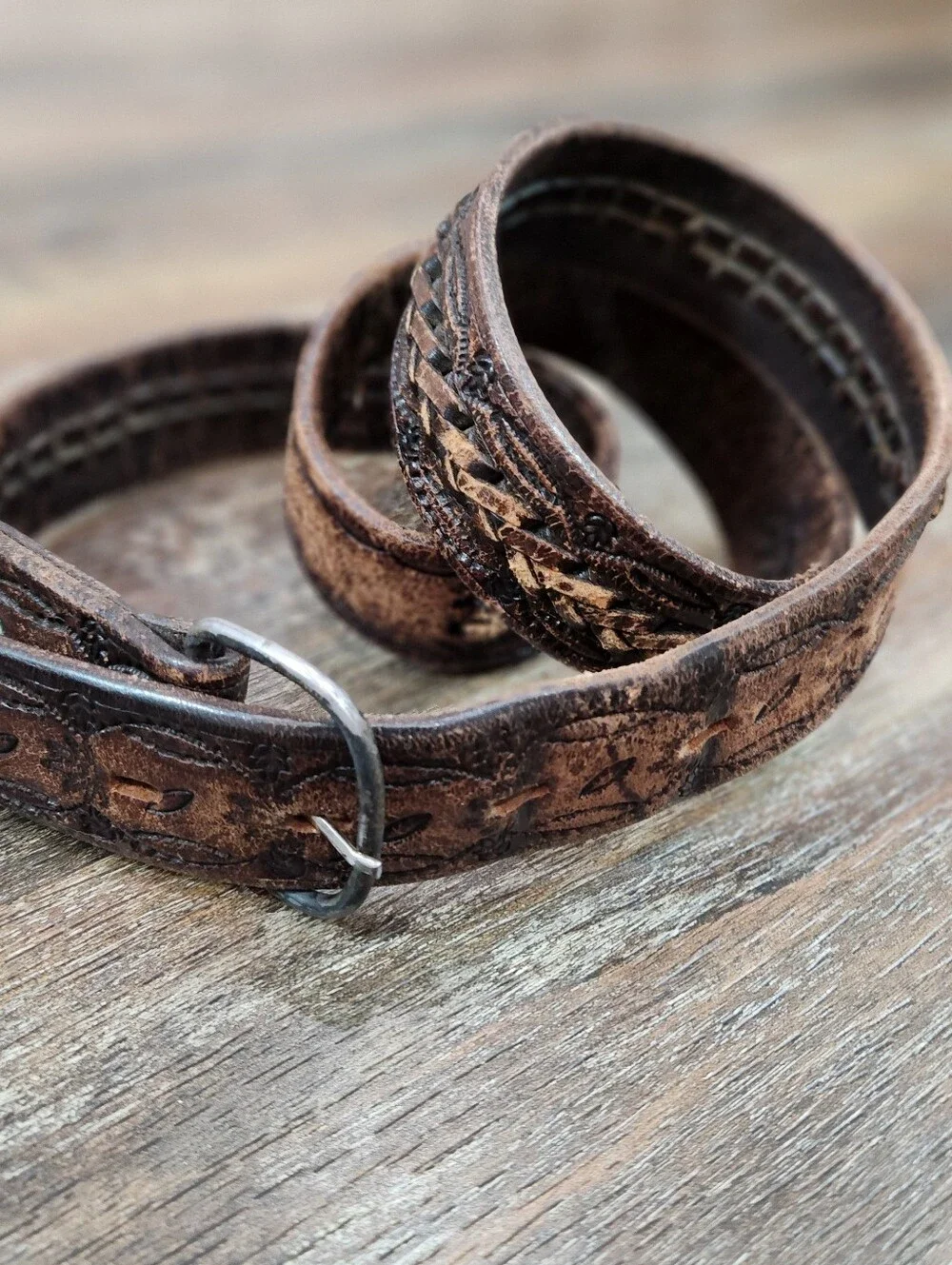 Vintage Distressed Tooled Leather Cowboy Belt Braided Inlay Size 42